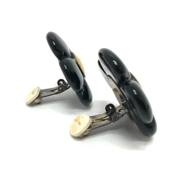 CHANEL 96P CC Mark Flower Black Earrings Accessories Earrings Plastic Black/Gold - Picture 4 of 7